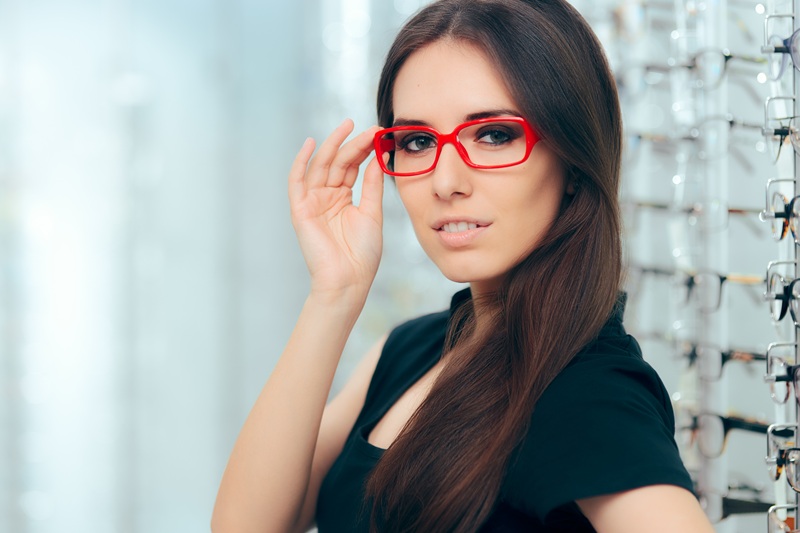 Signs Your Prescription Safety Glasses Are No Longer Safe